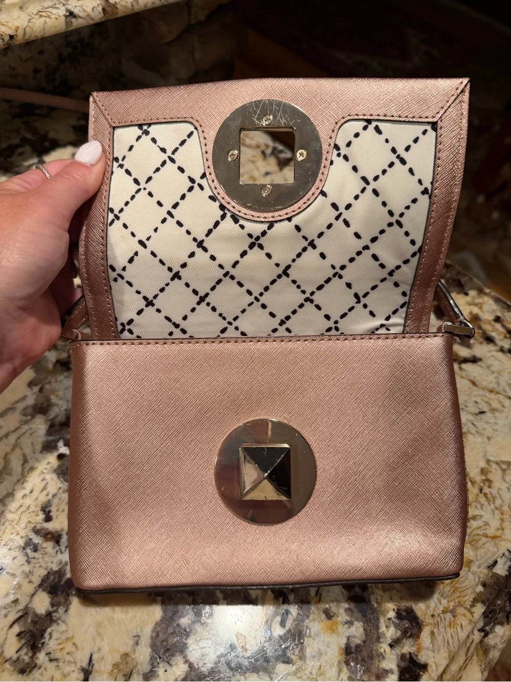 kate spade New York Sally Newbury Rose Gold Crossbody Bag Turn lock See pics